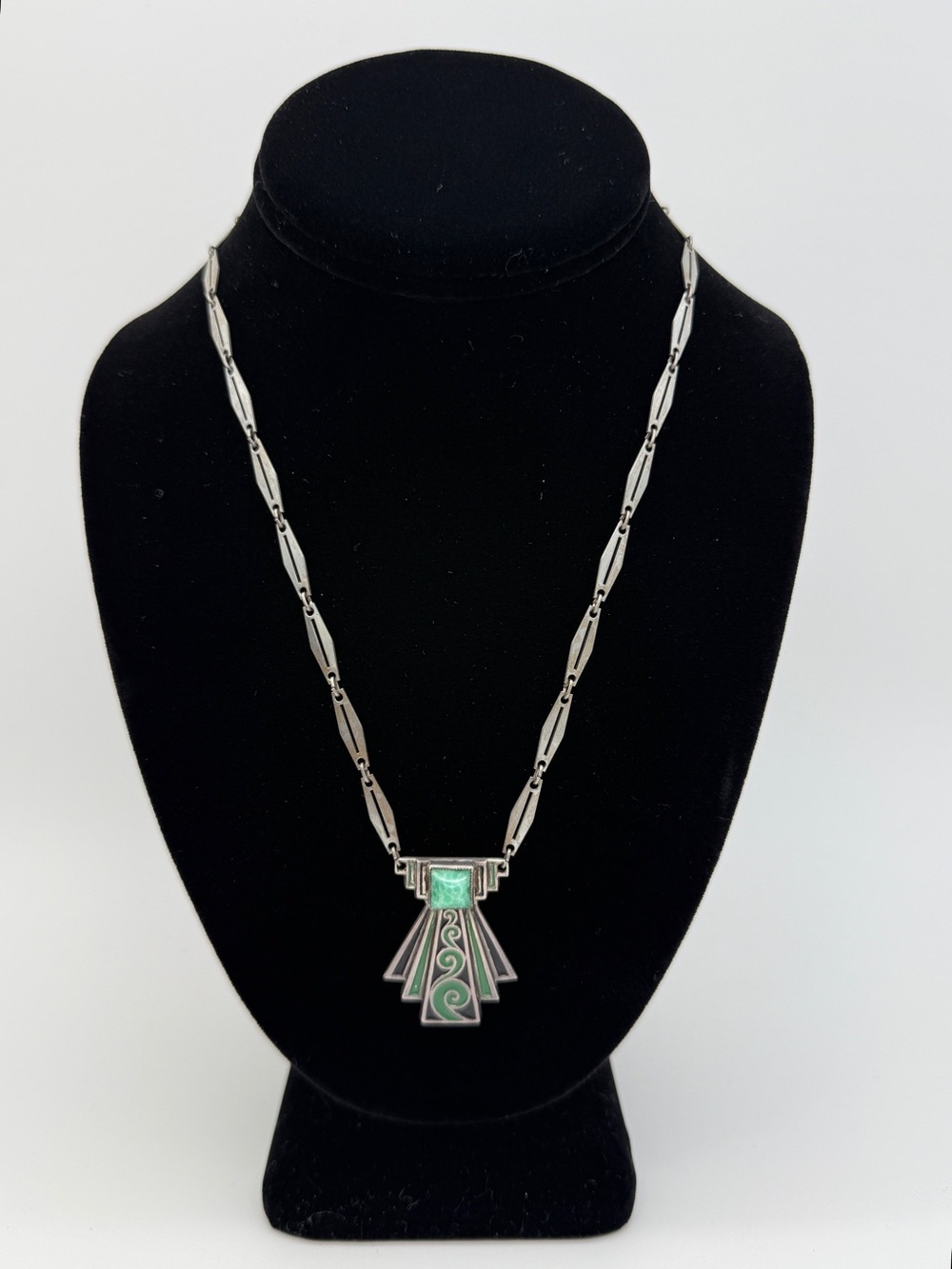 Vintage 1930s-1940s Sterling Silver Art Deco Enamel Glass Pendant Necklace